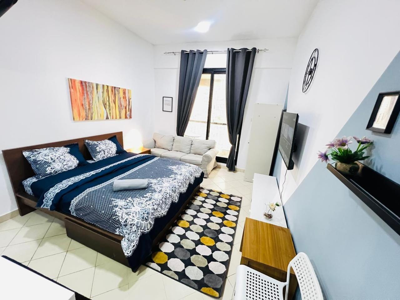 Private With Curtains In Marina & Blue Water * Dubaï